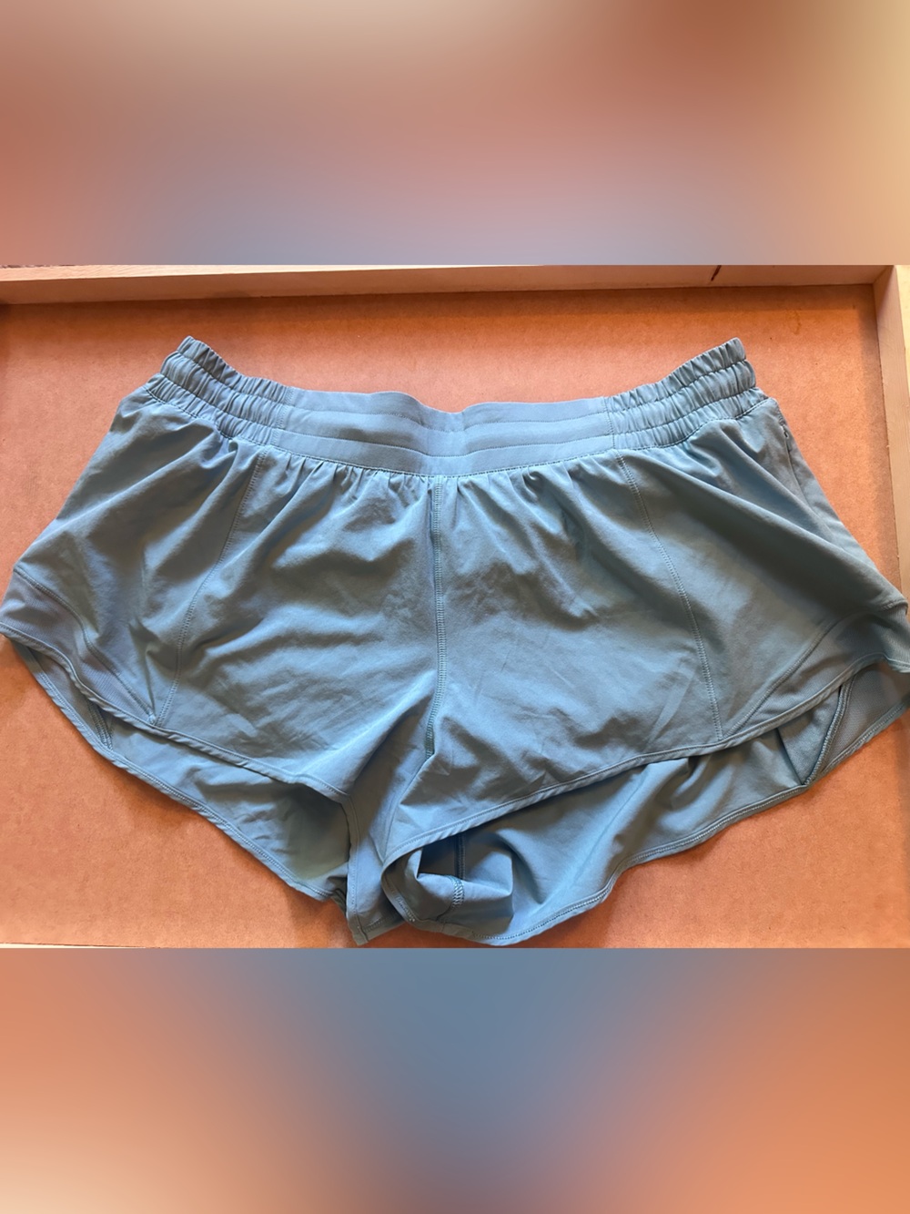 LULULEMON Hotty Hot High-Rise Lined Short 2.5"